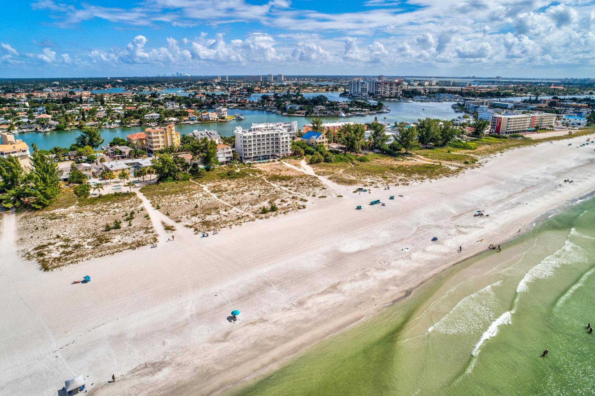 Oceana 305 East Villa St. Pete Beach Exteriör bild